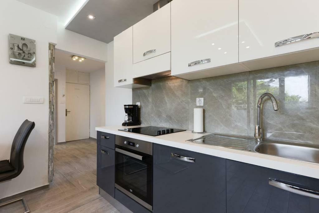 Reza Luxury Apartment ซาดาร์ ภายนอก รูปภาพ