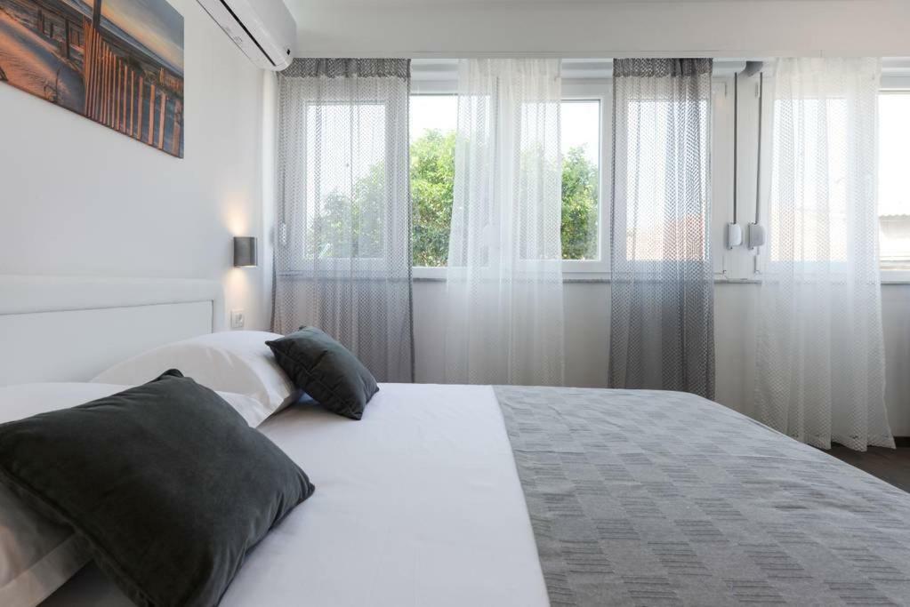 Reza Luxury Apartment ซาดาร์ ภายนอก รูปภาพ