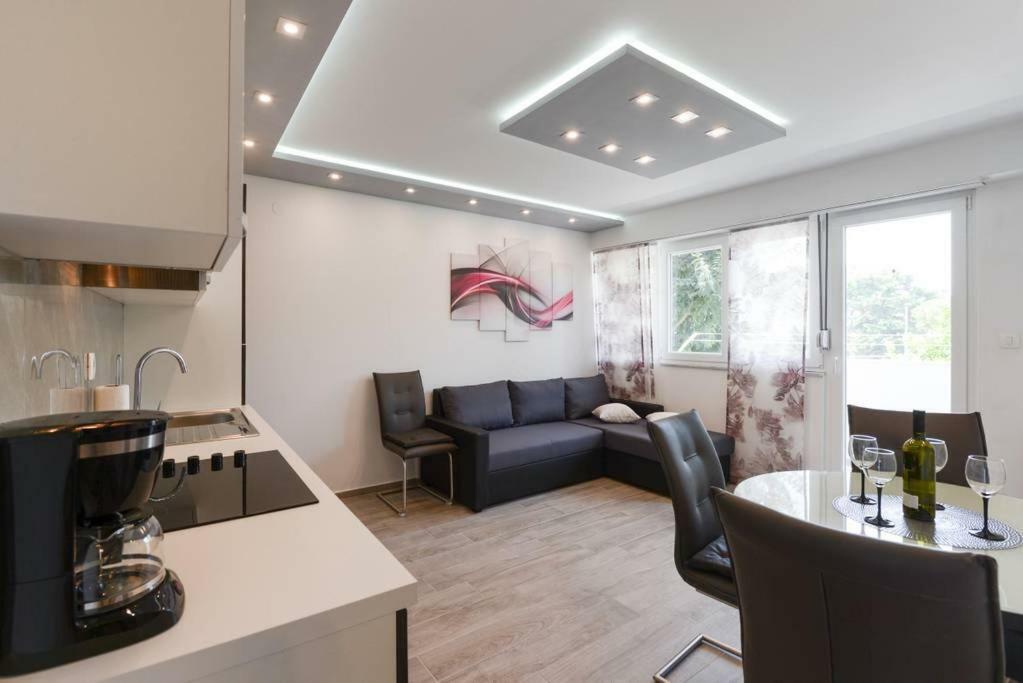 Reza Luxury Apartment ซาดาร์ ภายนอก รูปภาพ