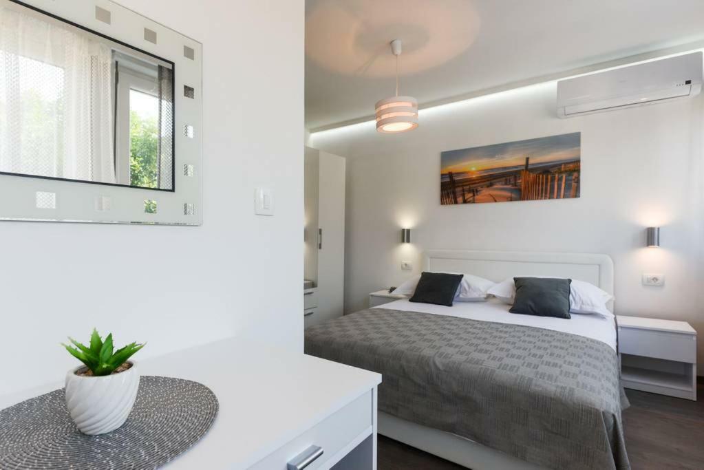 Reza Luxury Apartment ซาดาร์ ภายนอก รูปภาพ